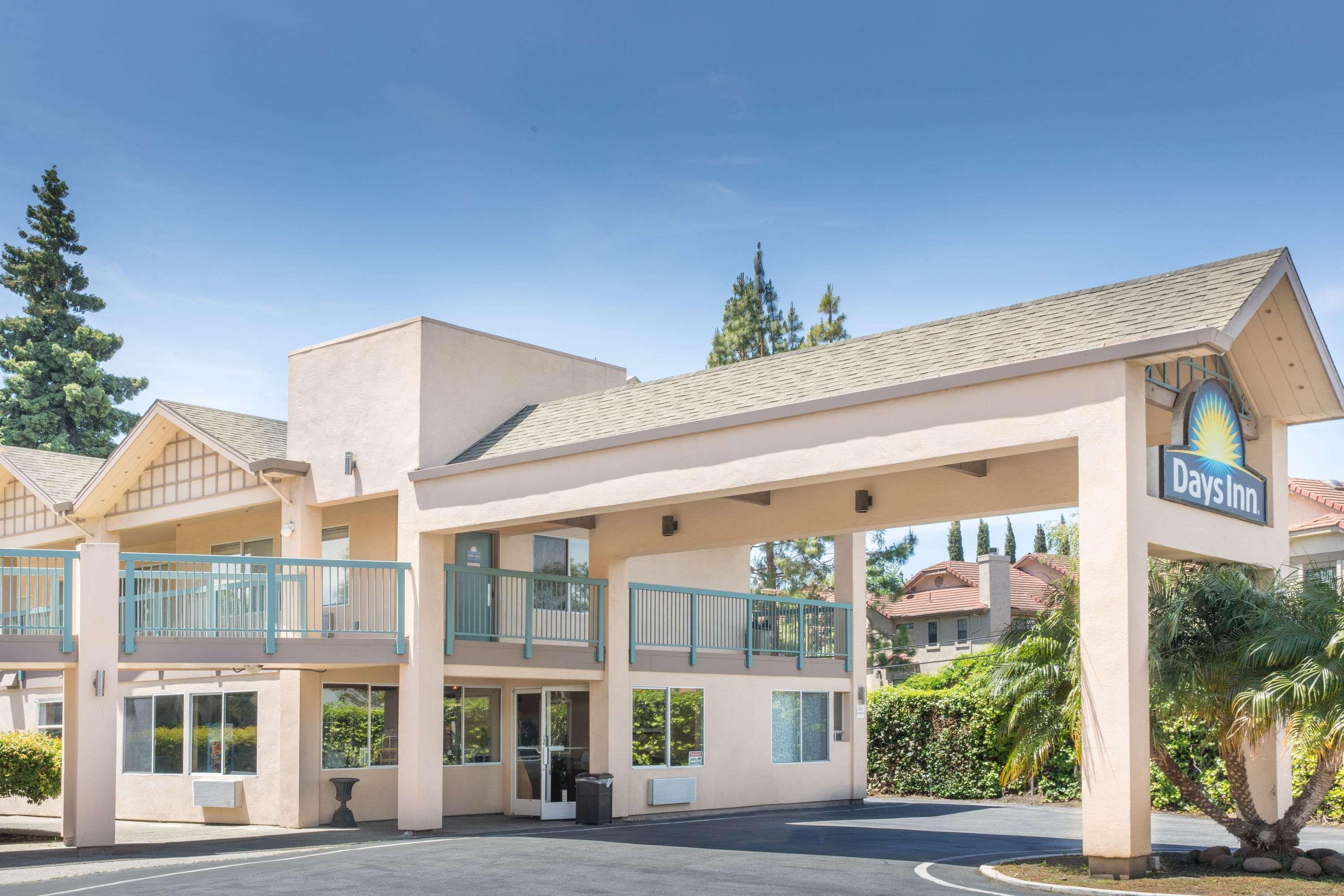 Days Inn By Wyndham Redwood City Extérieur photo